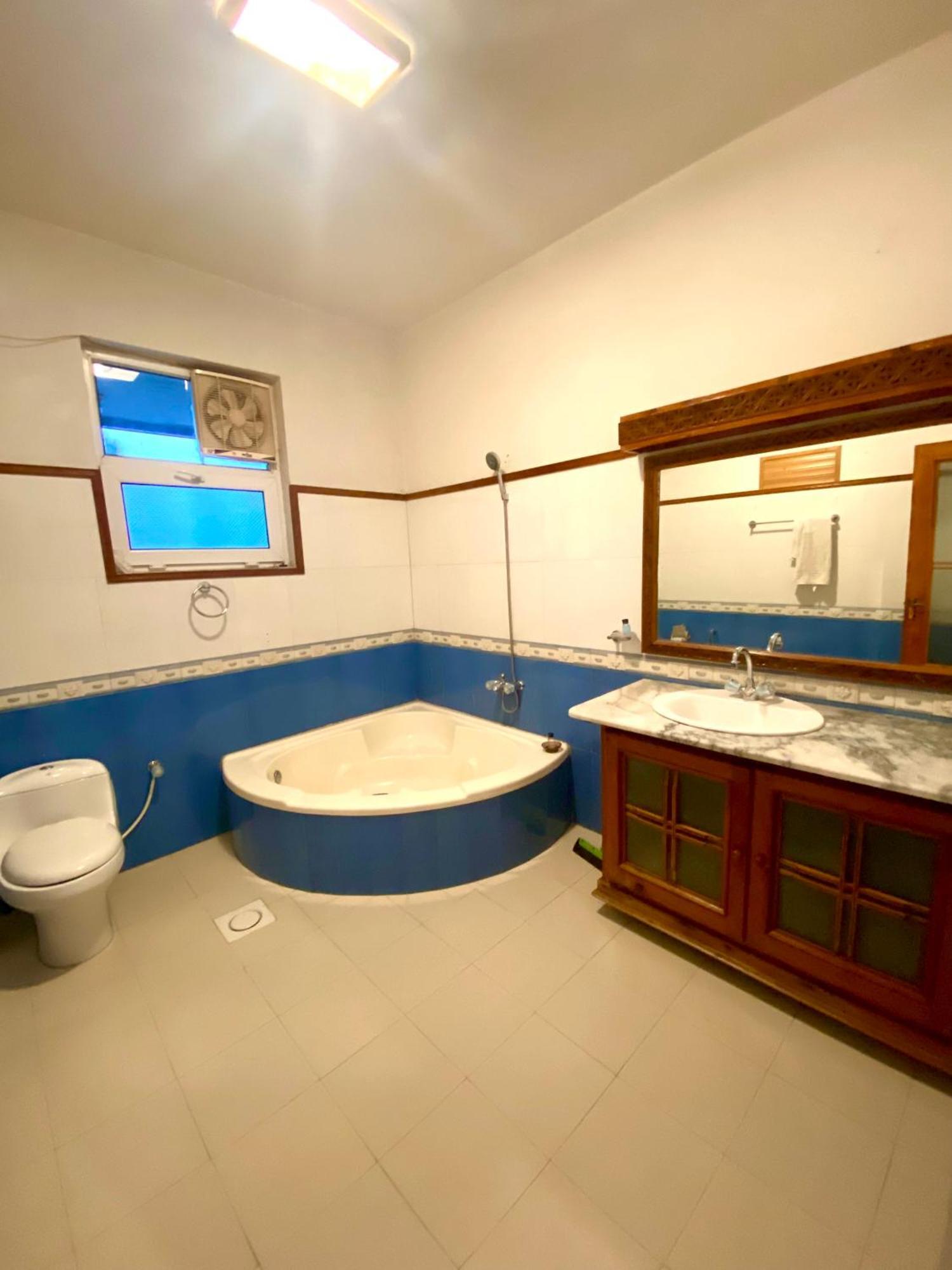 Rock City Resort Saidu Sharif Exterior foto