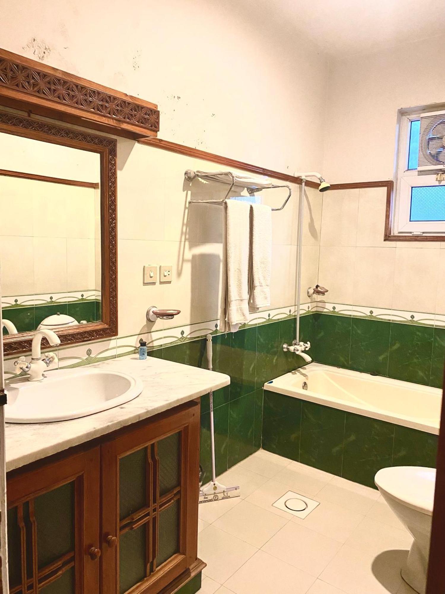 Rock City Resort Saidu Sharif Exterior foto