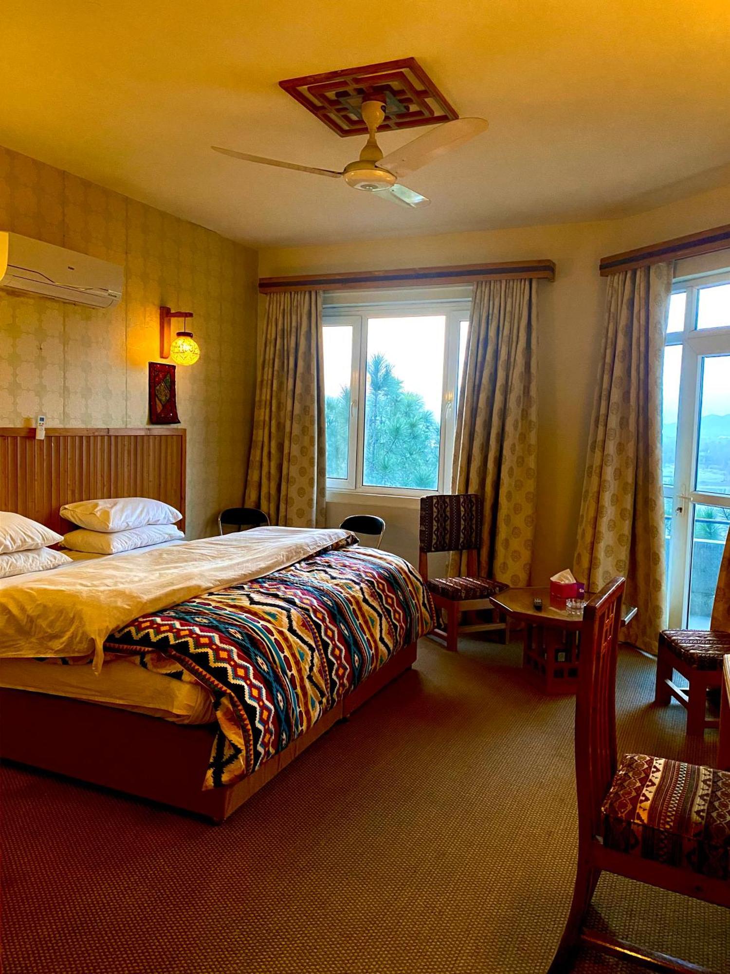 Rock City Resort Saidu Sharif Exterior foto