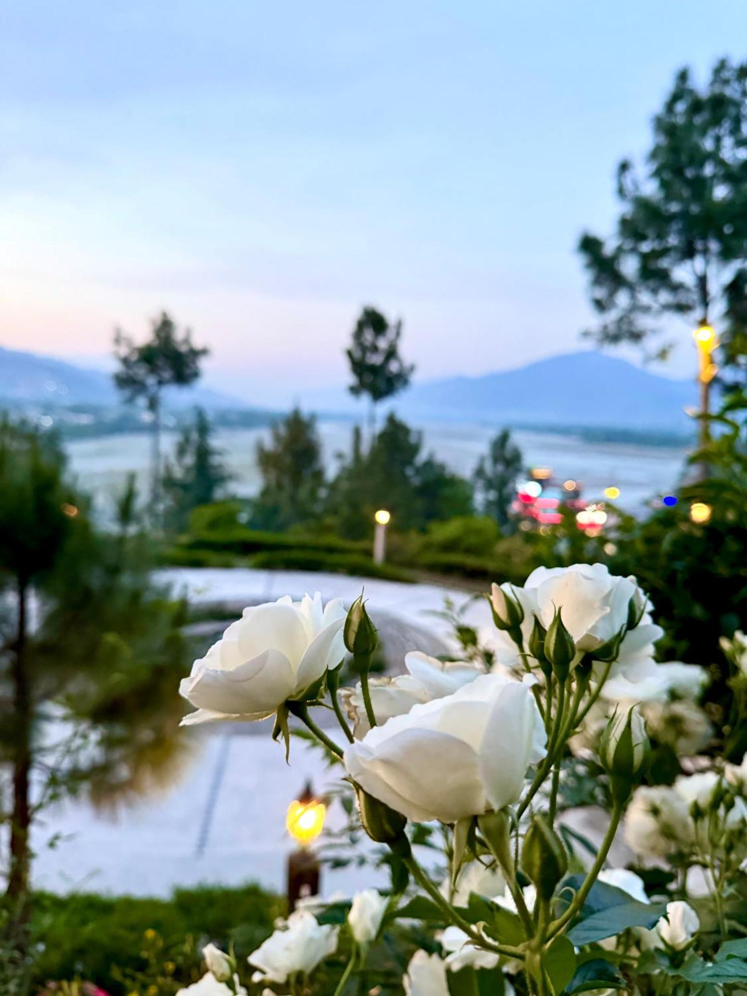 Rock City Resort Saidu Sharif Exterior foto