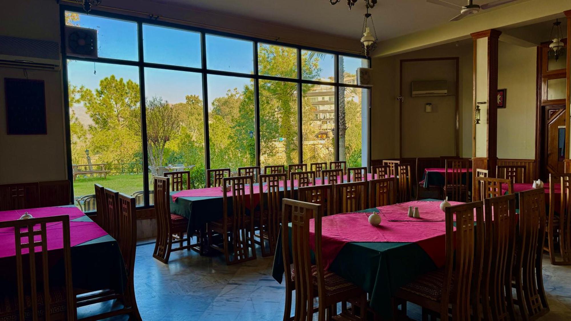 Rock City Resort Saidu Sharif Exterior foto